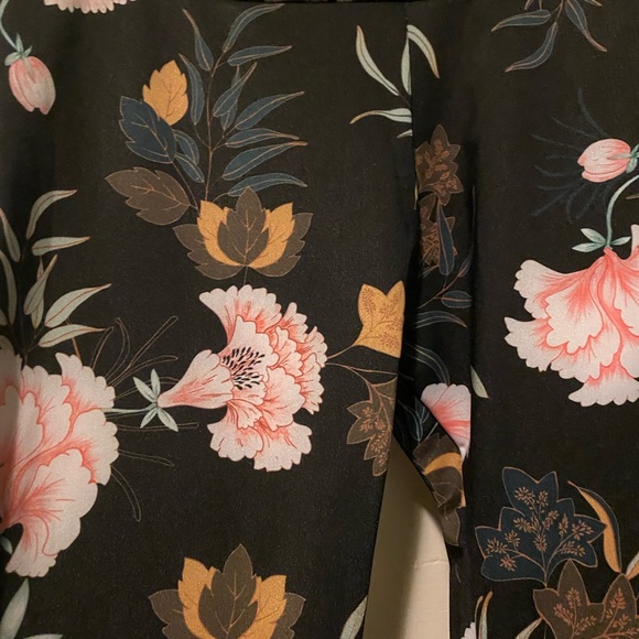 NWT! NEW Onzie high rise floral print midi legging workout pant - Picture 12 of 13